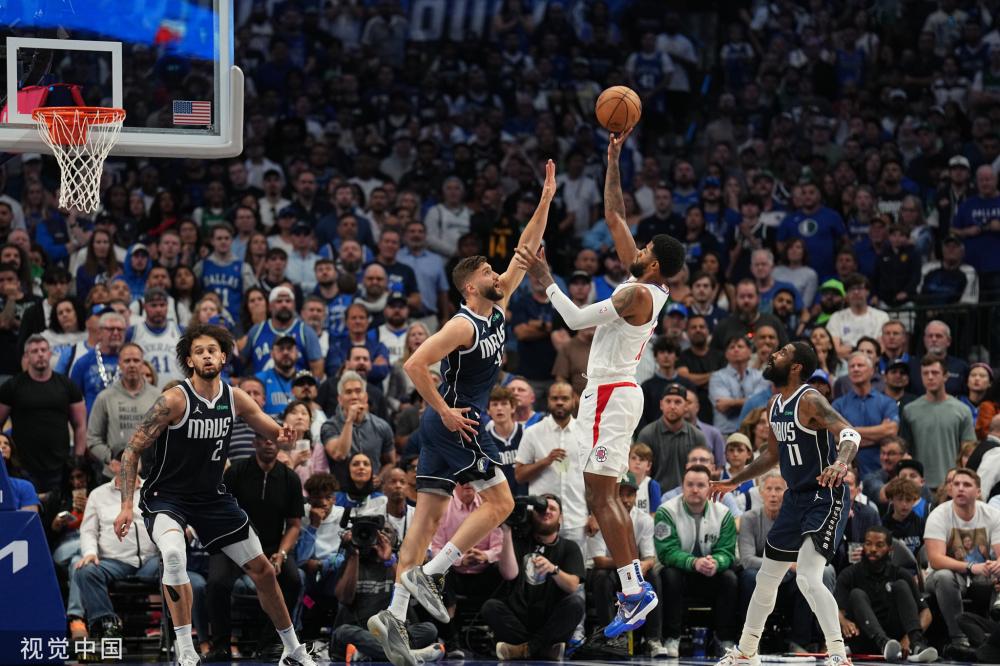 重击对手 重击对手