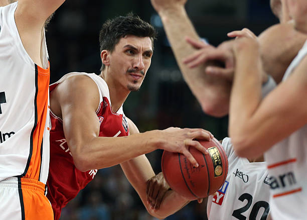 团面临的一 团面临的一